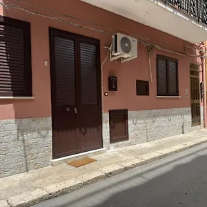 https://maison-blanche-ficarazzi.sicilyhotelsitaly.net